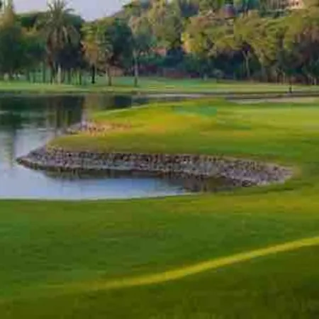 Moderno Loft - & Golf Apartment